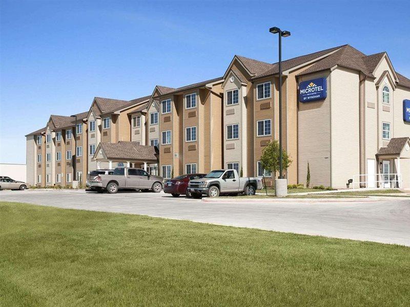 Microtel Inn & Suites Pleasanton Ngoại thất bức ảnh
