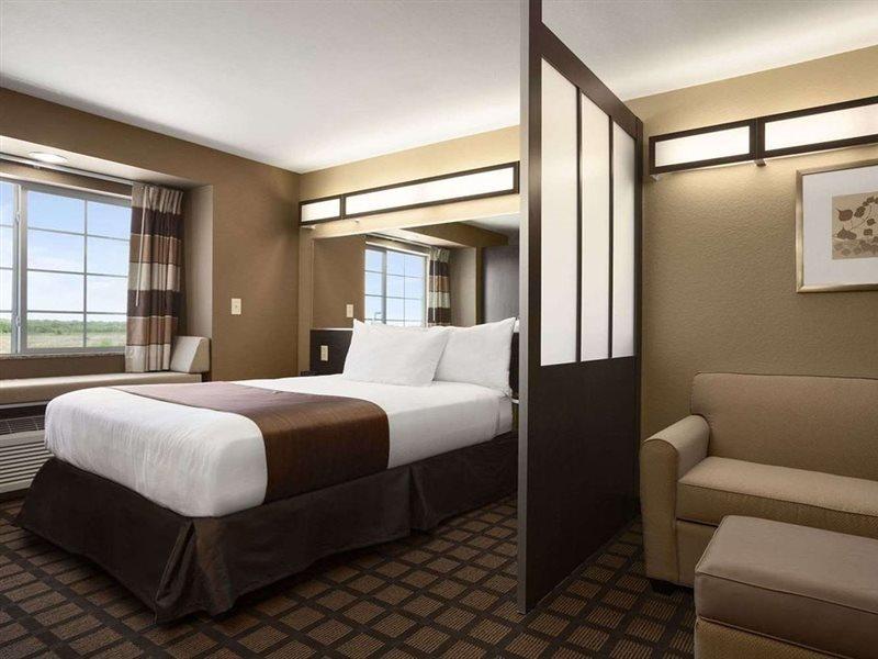Microtel Inn & Suites Pleasanton Ngoại thất bức ảnh