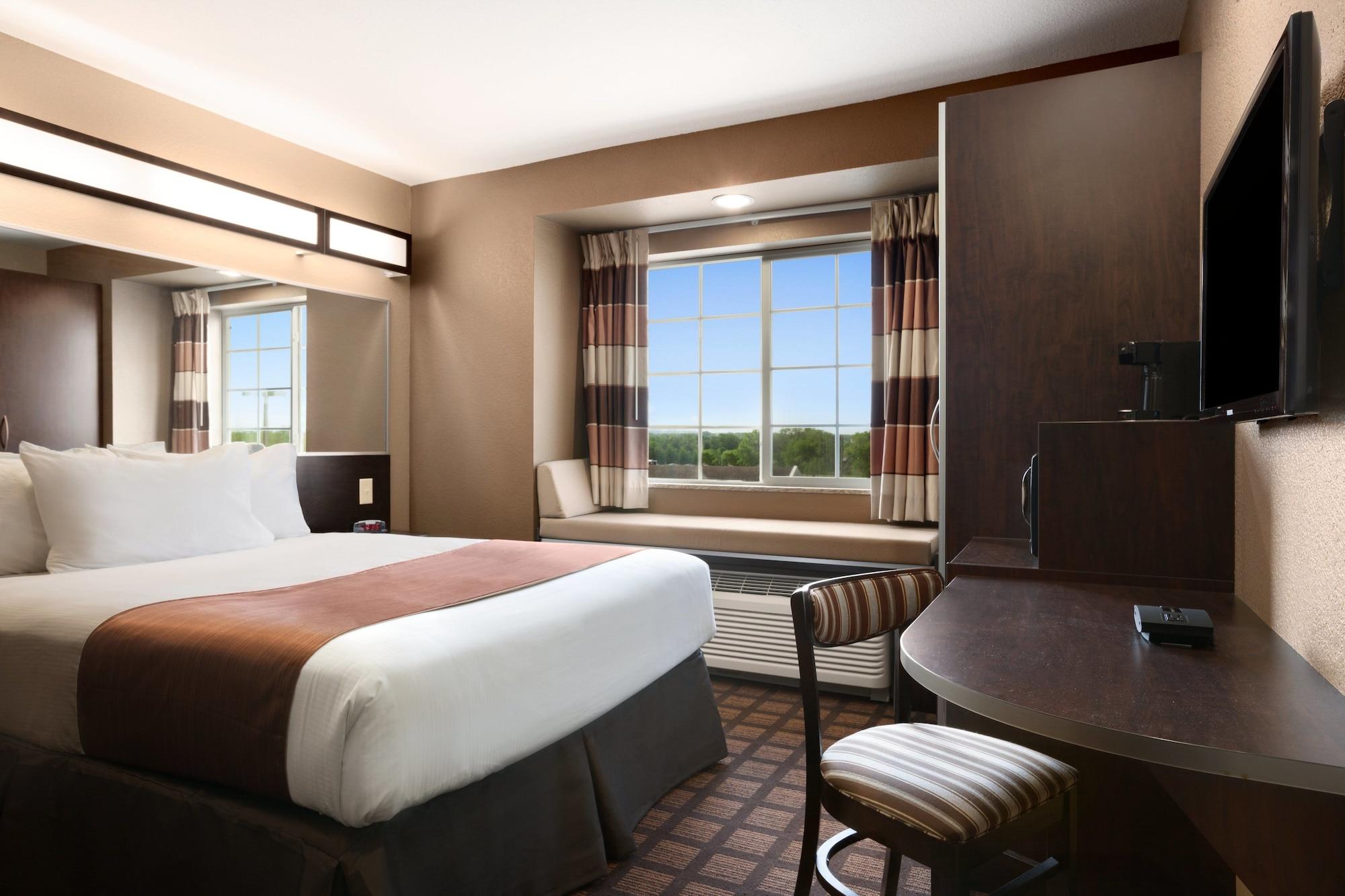 Microtel Inn & Suites Pleasanton Ngoại thất bức ảnh