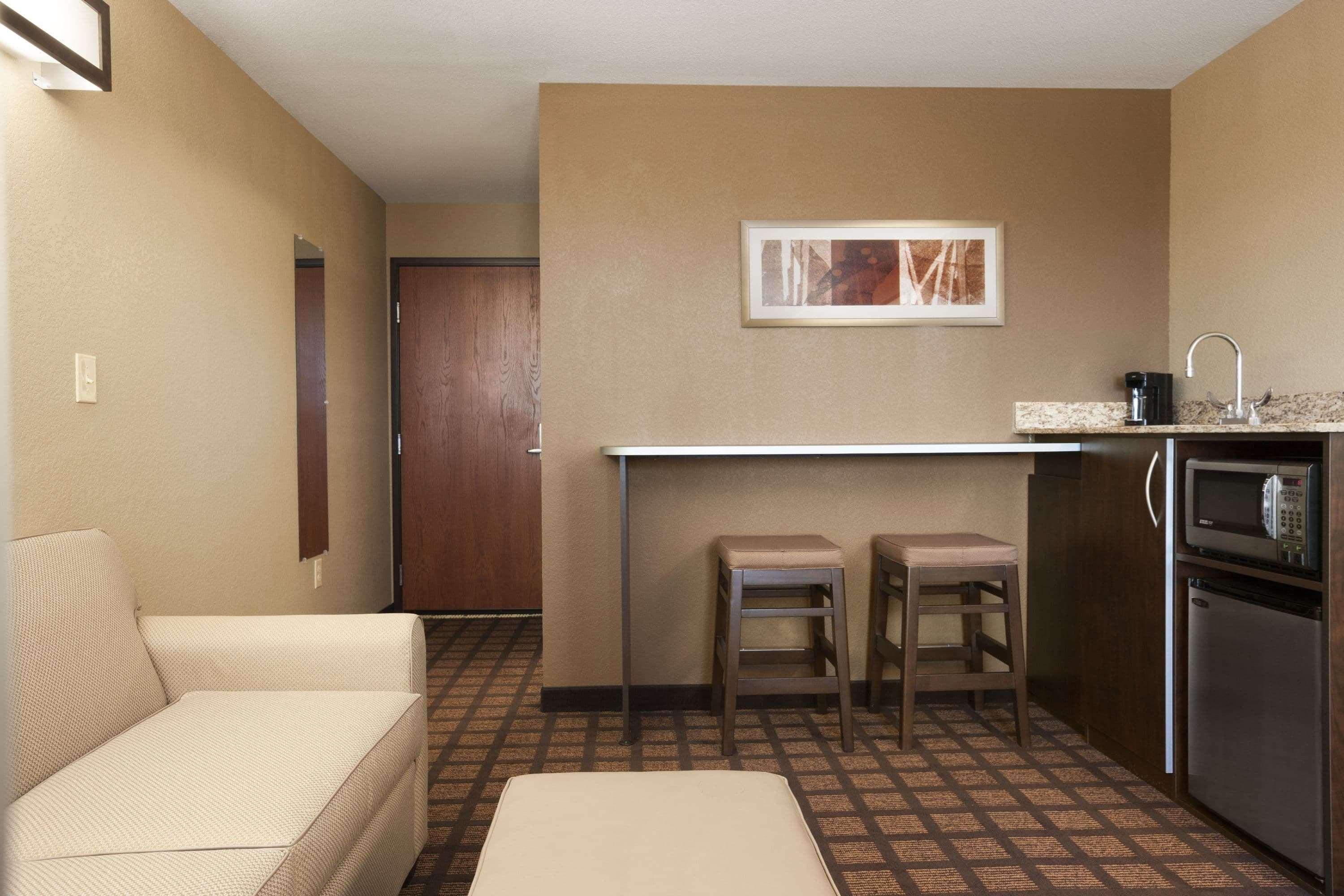 Microtel Inn & Suites Pleasanton Ngoại thất bức ảnh