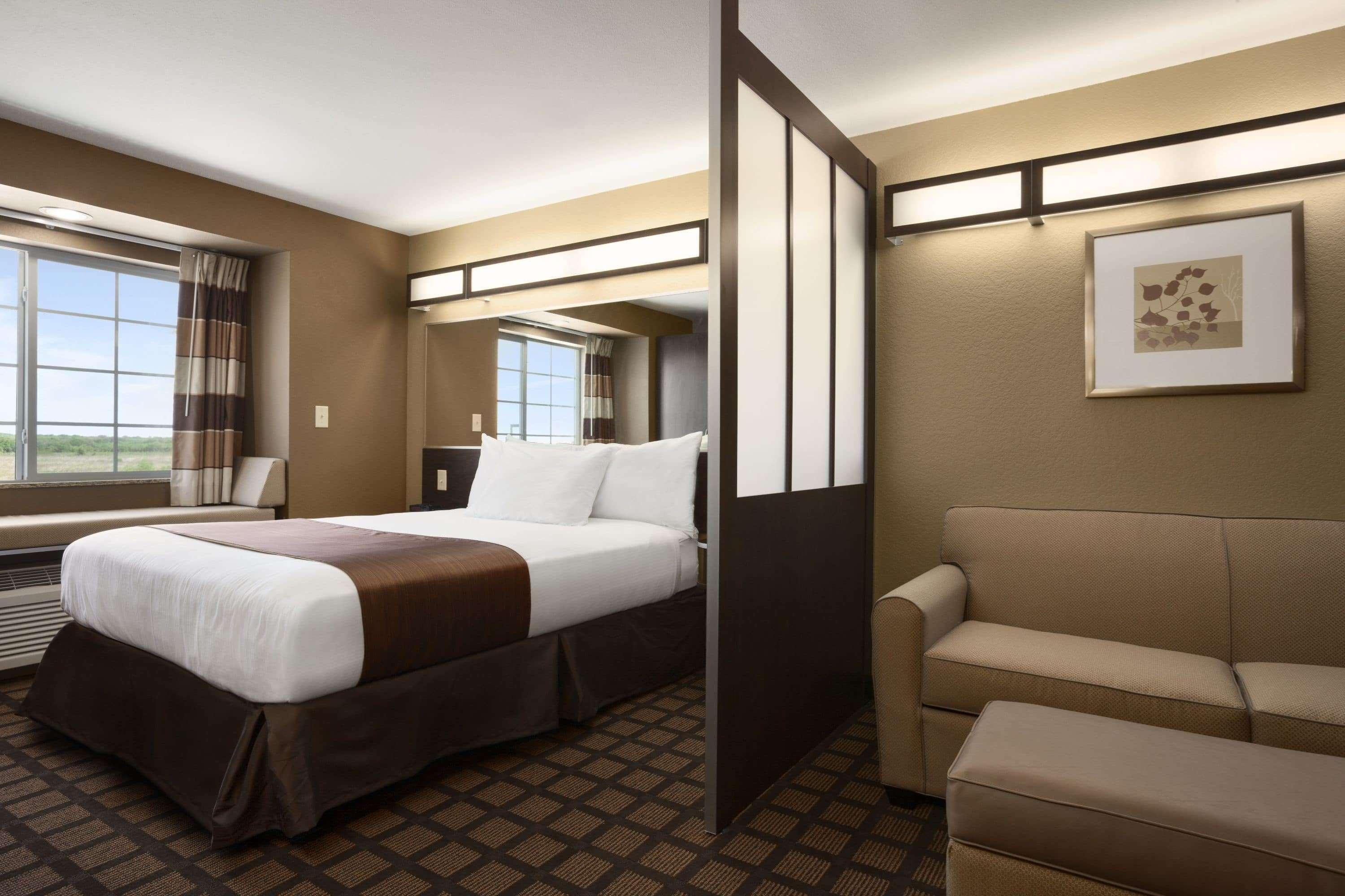 Microtel Inn & Suites Pleasanton Ngoại thất bức ảnh