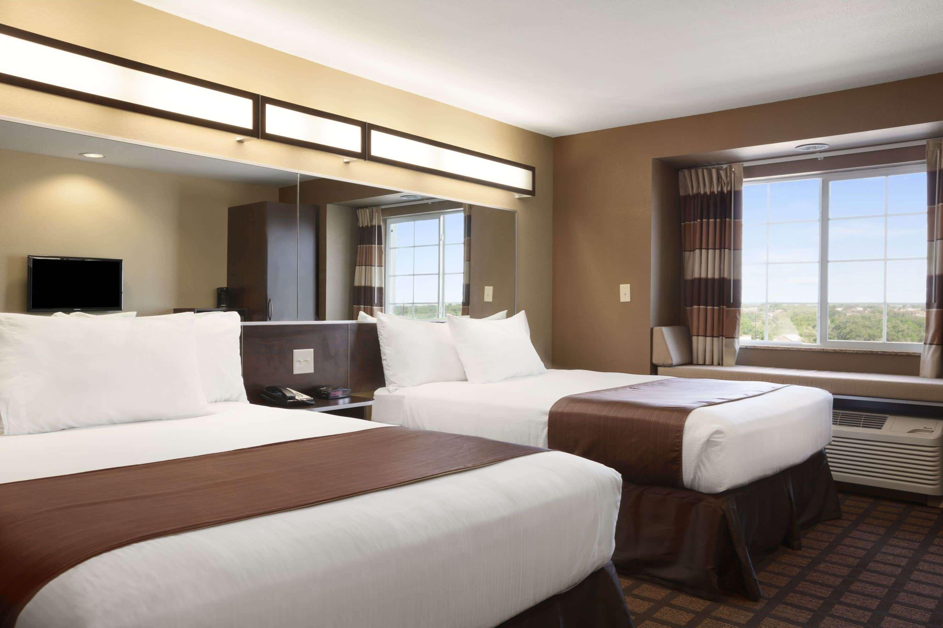 Microtel Inn & Suites Pleasanton Ngoại thất bức ảnh